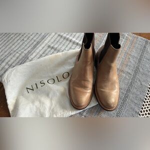 Nisolo Tan Leather Ankle Boots